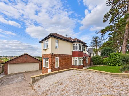 Detached Triple Garage