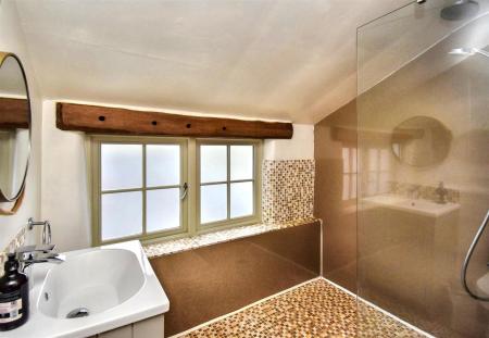 Shower Room/Bathroom