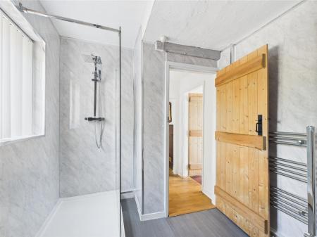 Bathroom/Shower Room