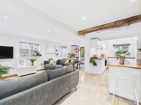 Open Plan Living Kitchen/Dining/Snug