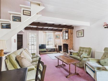 Lounge / Dining Room