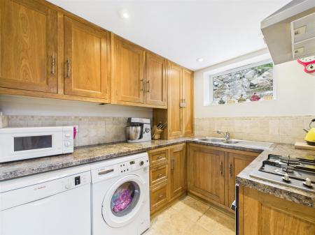 Kitchen (Handmade Oak)