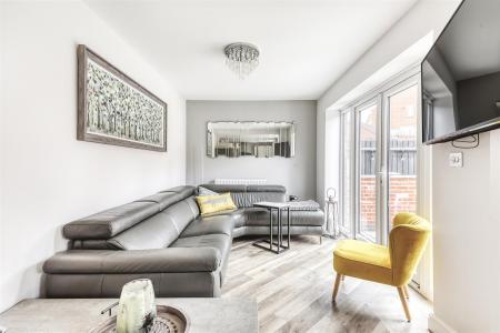 Living Kitchen / Dining Room