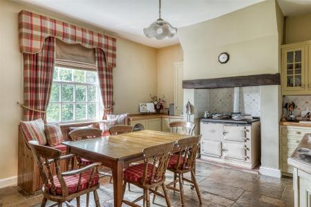 Farmhouse Kitchen/Dining Room