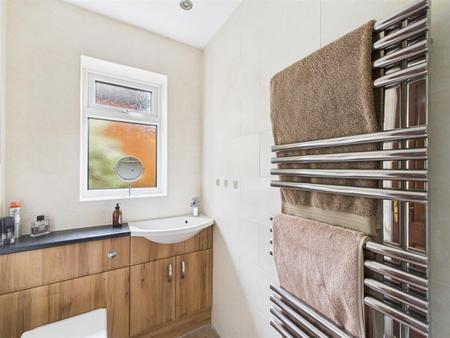 Fitted En-Suite