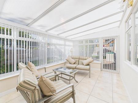 Conservatory/Sun Lounge