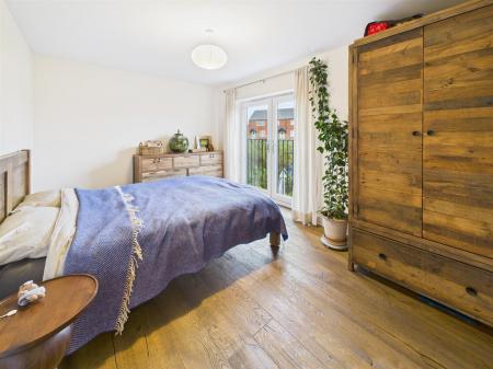 Master Bedroom With En-Suite