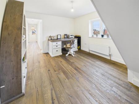 Landing - Study/ Office/ TV area