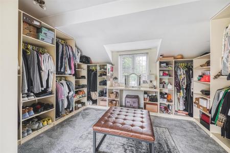 Walk-In Wardrobe/Dressing Room