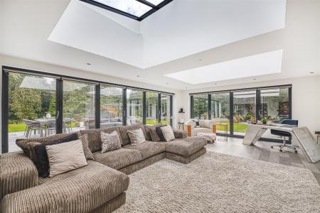 Impressive Garden Room