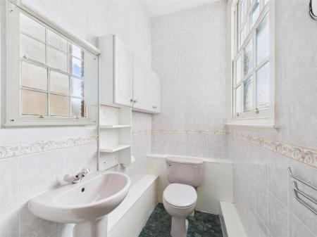 En-Suite/WC