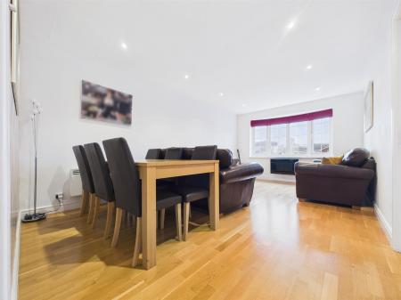 Spacious Living Dining Room