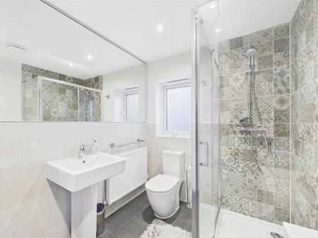 Jack & Jill En-Suite