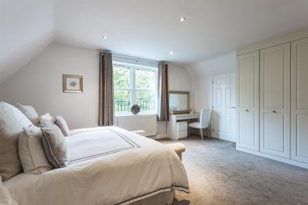 Spacious Master Bedroom