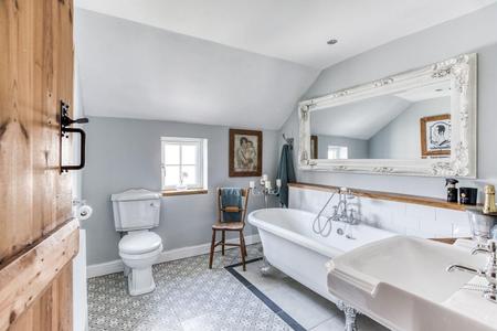 Period Style Bathroom
