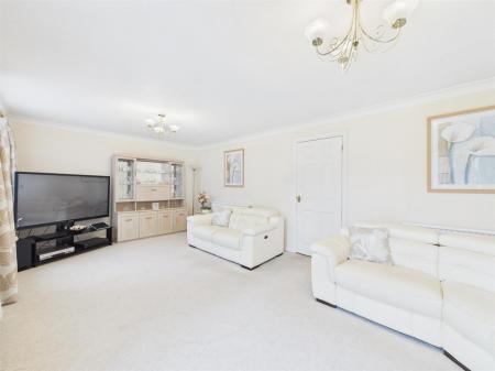 Extended Spacious Lounge