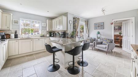 Living Dining KItchen