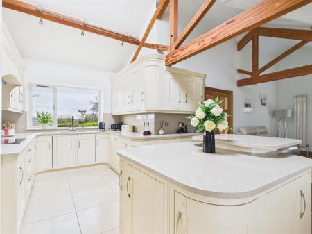 Living Kitchen/Dining/Snug