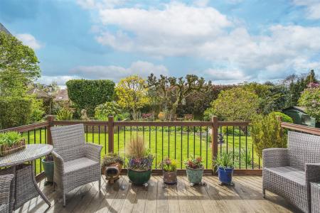 West-Facing Garden
