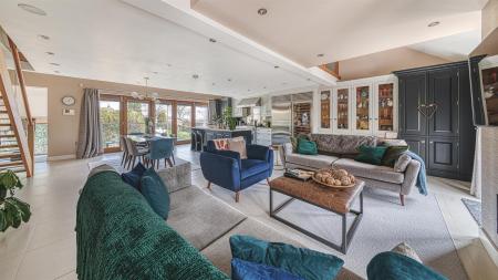 Living Lounge/Dining/Kitchen