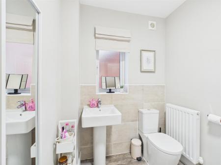Jack & Jill Style En-Suite