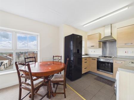 Kitchen Dining Area