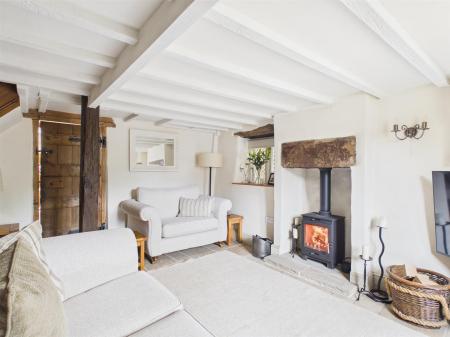 Charming Lounge