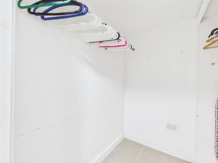 Walk-In Wardrobe