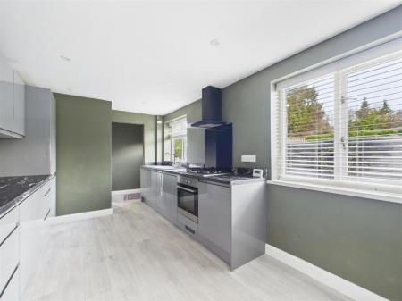 Kitchen / Dining Room
