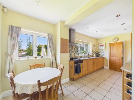 Kitchen Diner