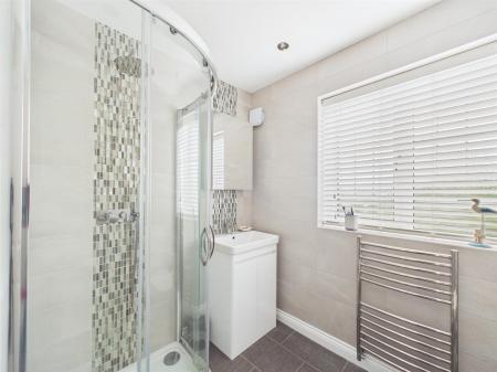 Bathroom/Shower Room