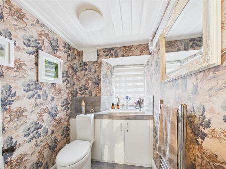 Cloakroom/WC