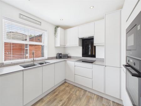 Kitchen/Dining Area