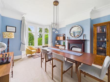 Dining/Family Room