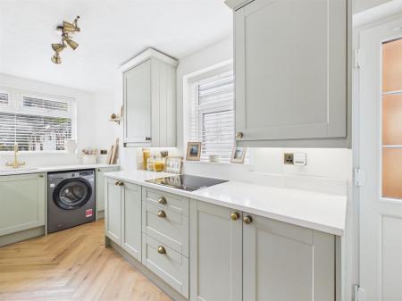 Fitted Kitchen