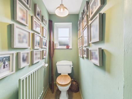 Cloakroom/WC