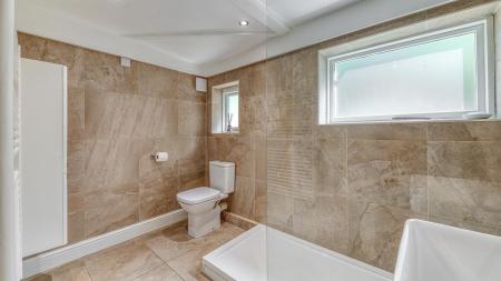 Family Shower Room