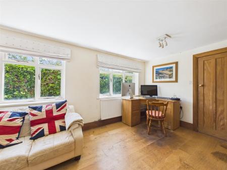 Study/Sitting Room