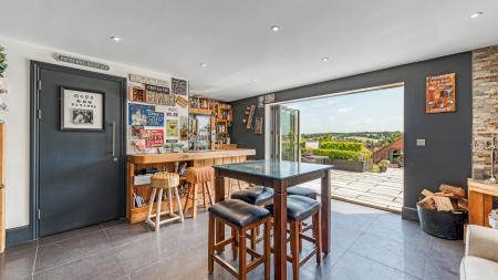 Party Bar/Games Room