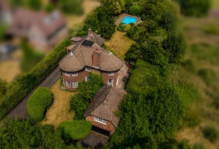 Detached Garage