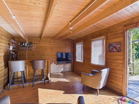 Leisure Cabin