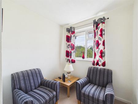 First Floor Landing / Snug/ Bed Four
