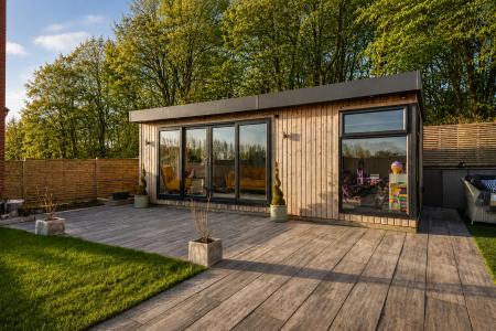 Cabinmaster Studio/Home Office