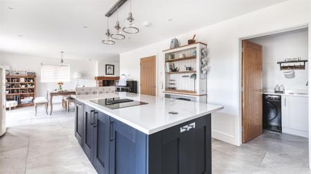Stunning Living Kitchen/Dining Room/Snug