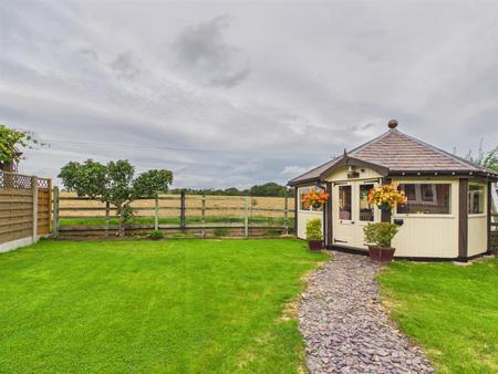 Summer House