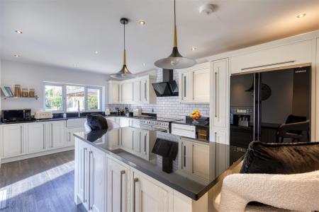 High Specification Fitted Breakfast Kitchen