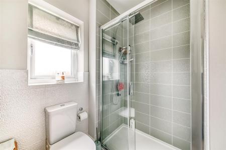Superbly Appointed En-Suite Shower Room