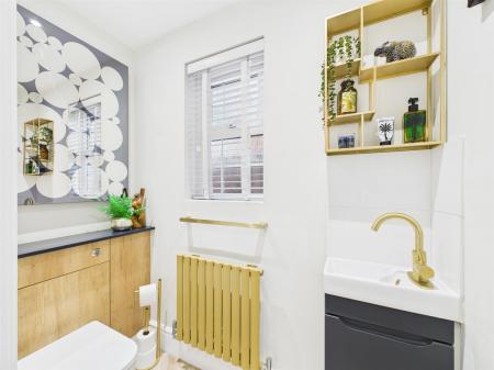 Fitted Guest Cloakroom