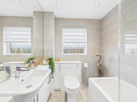 Superbly Appointed Bathroom