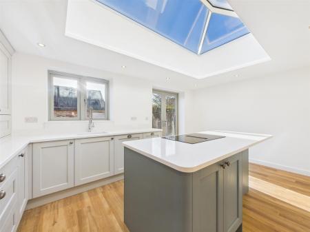 Stunning Open Plan Living Kitchen